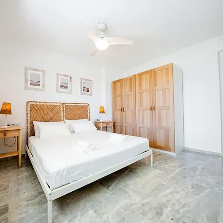 Vistamar, 3 Bedroom 50 Meters From The Lejlighed Marbella