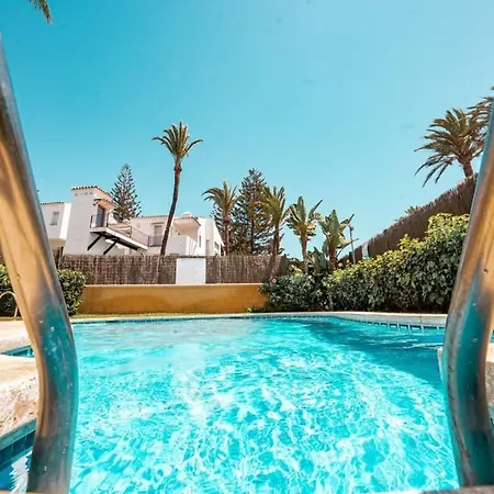 Apartment Vistamar, 3 Bedroom 50 Meters From The